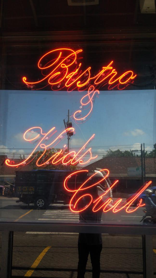 Bristo & Kid Club Bristo & Kid Club